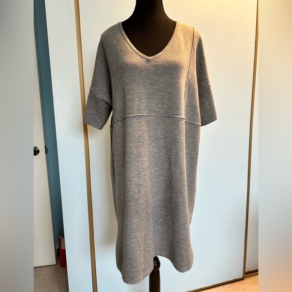 Oversized knit dress
